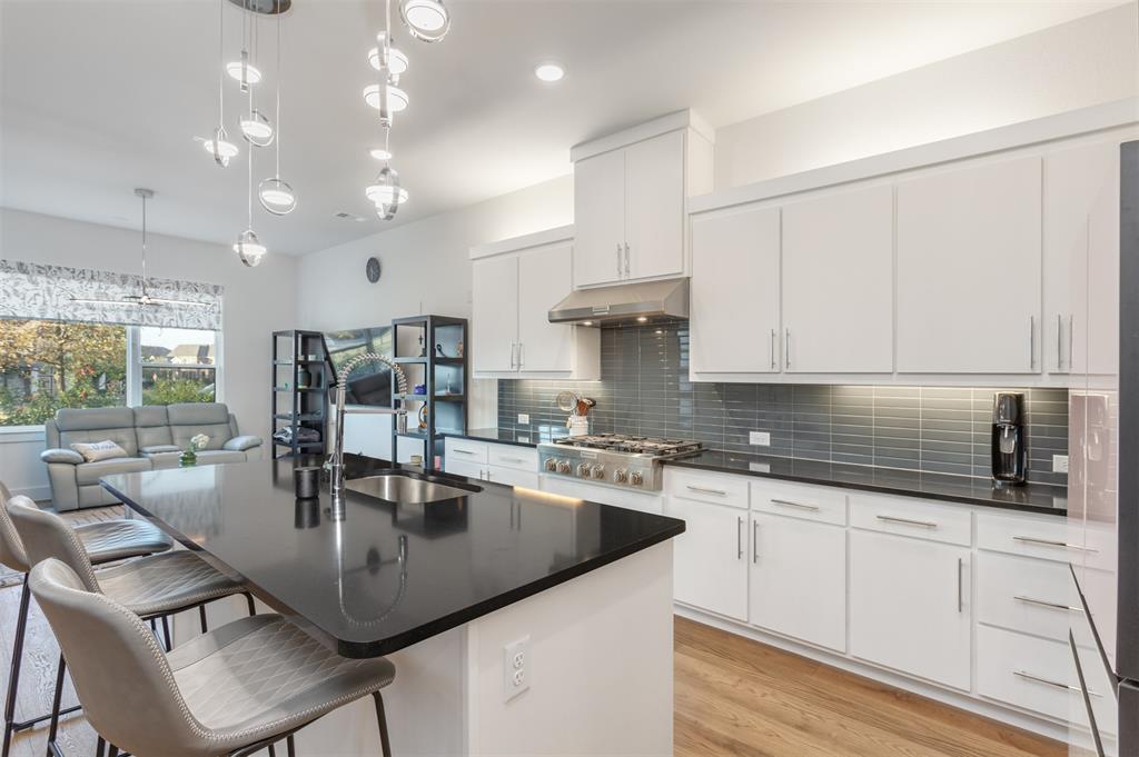 Danielle At Craig Ranch, The - Residential