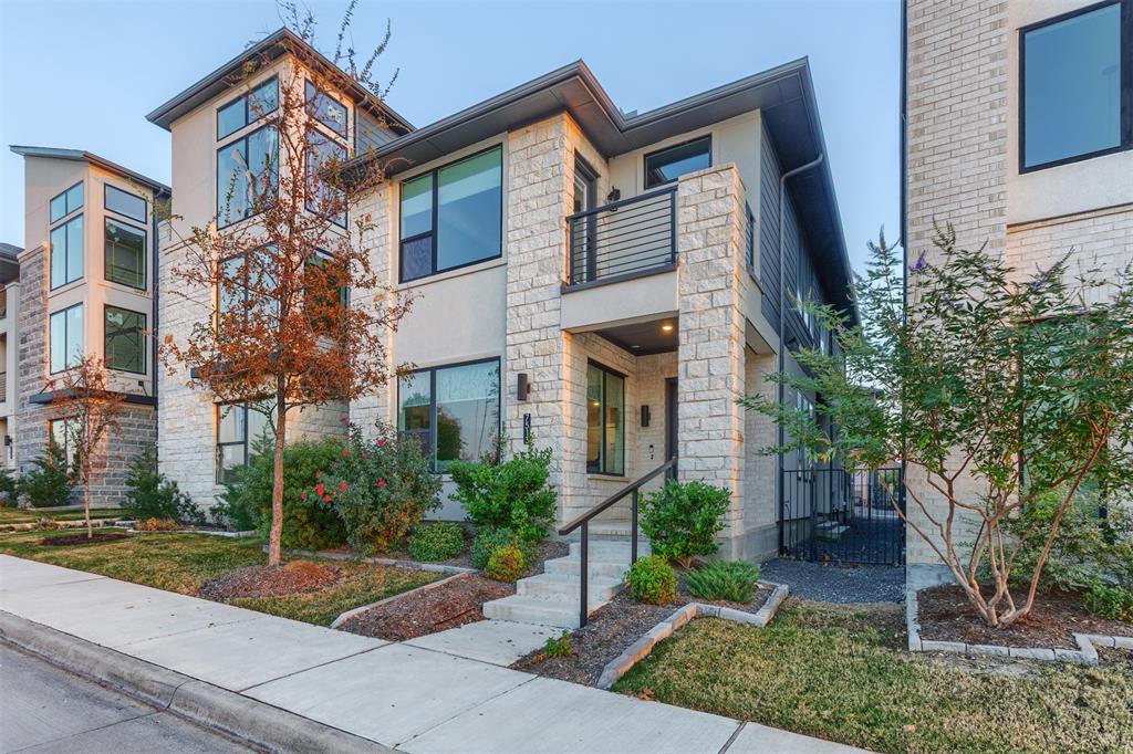 Danielle At Craig Ranch, The - Residential