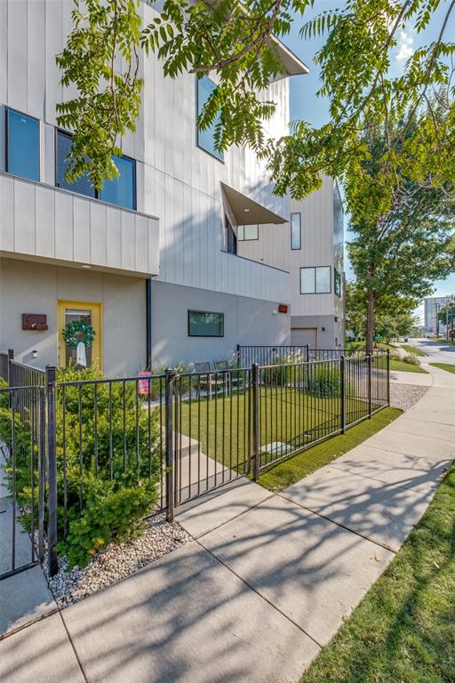 4608 Coles Manor Place 201