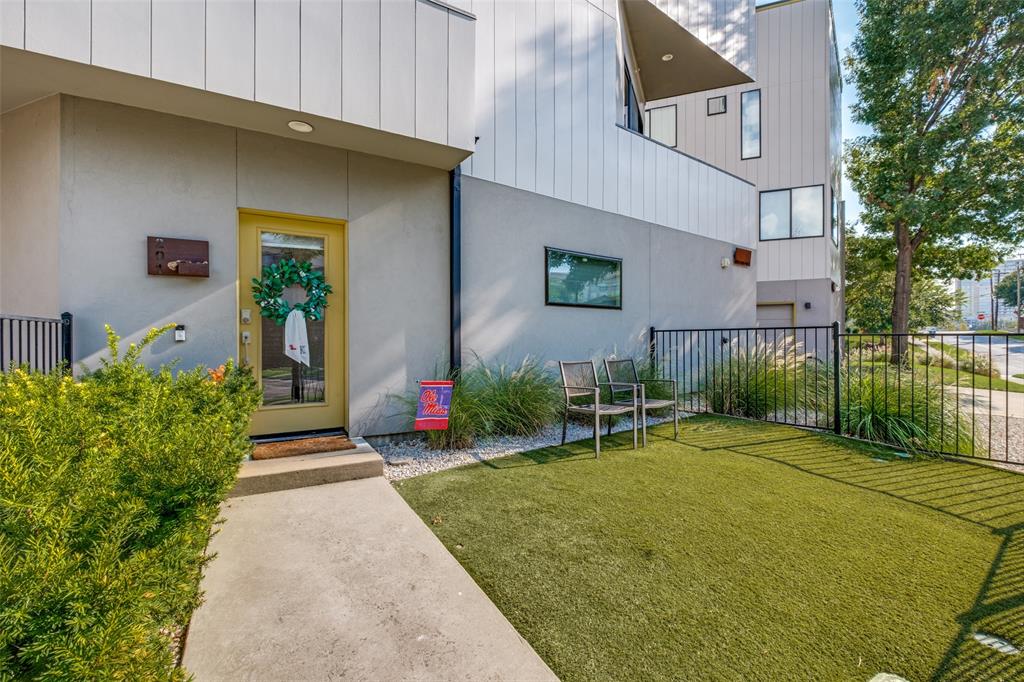 4608 Coles Manor Place 201
