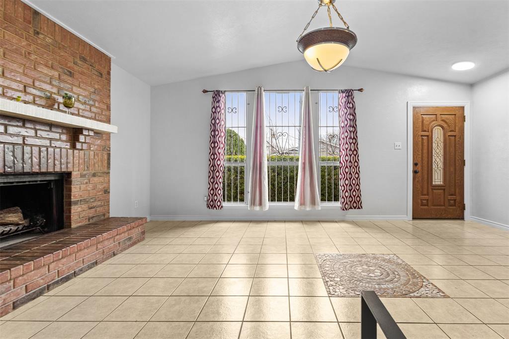 Williamsburg Square - Residential