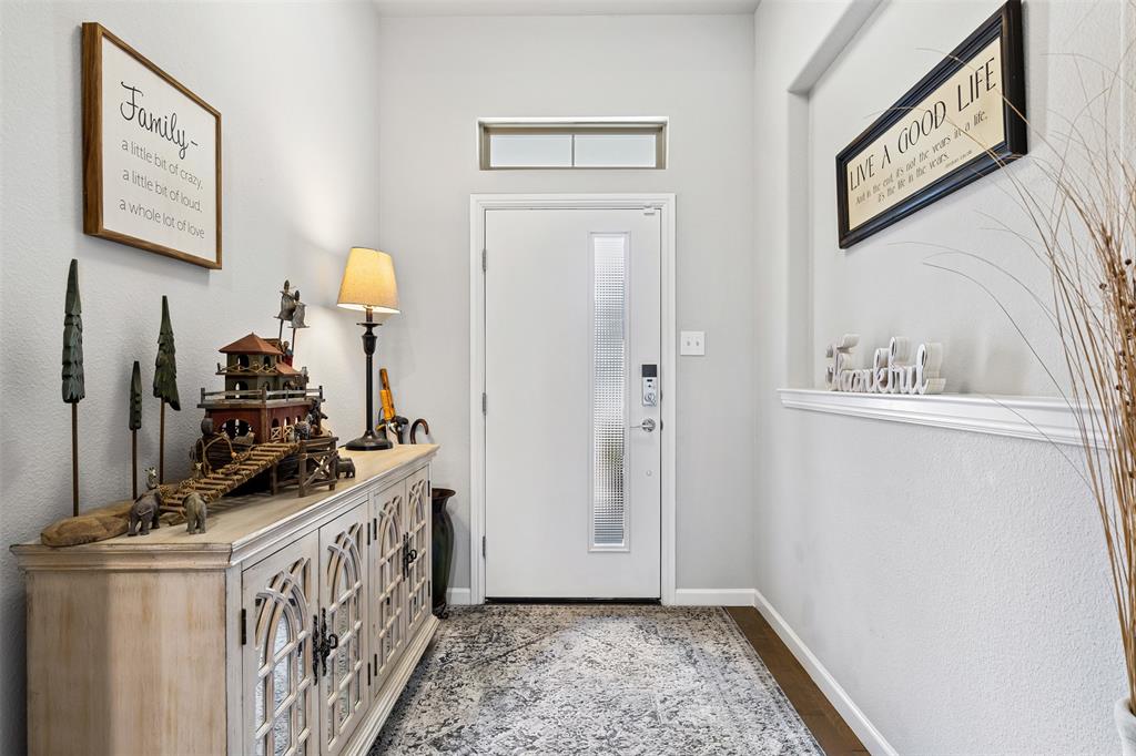 Waxahachie, Texas 75165, United States, 4 Bedrooms Bedrooms, ,2 BathroomsBathrooms,Residential,Pending,20478