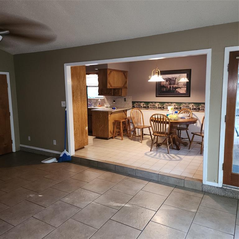 4515 Indian Oaks Trail