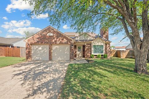 2621 Bayberry Lane Euless TX 76039