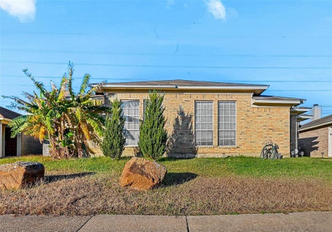 Photo of 2814 Sherry Street, Arlington, TX 76014 (MLS # 21405637)