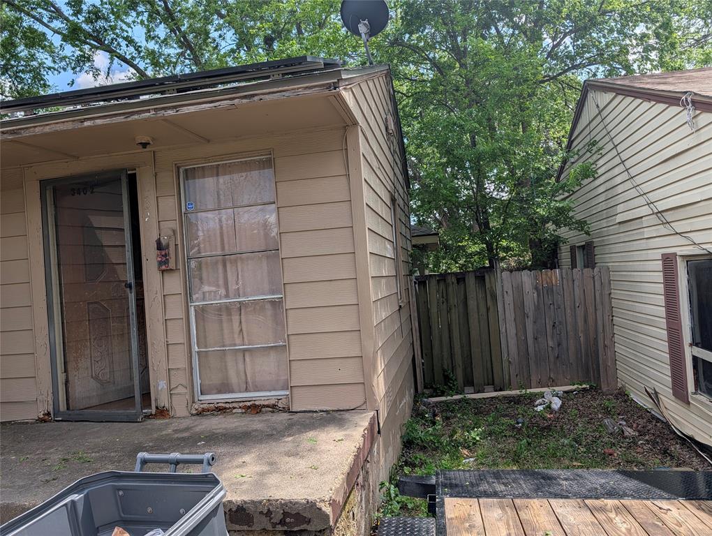 Blue Bonnet Lawn - Residential