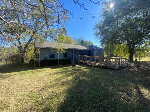 A home in Mineola