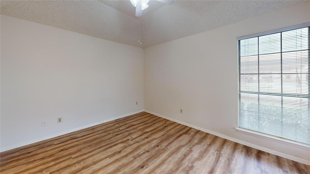 1842 Silverwood Lane