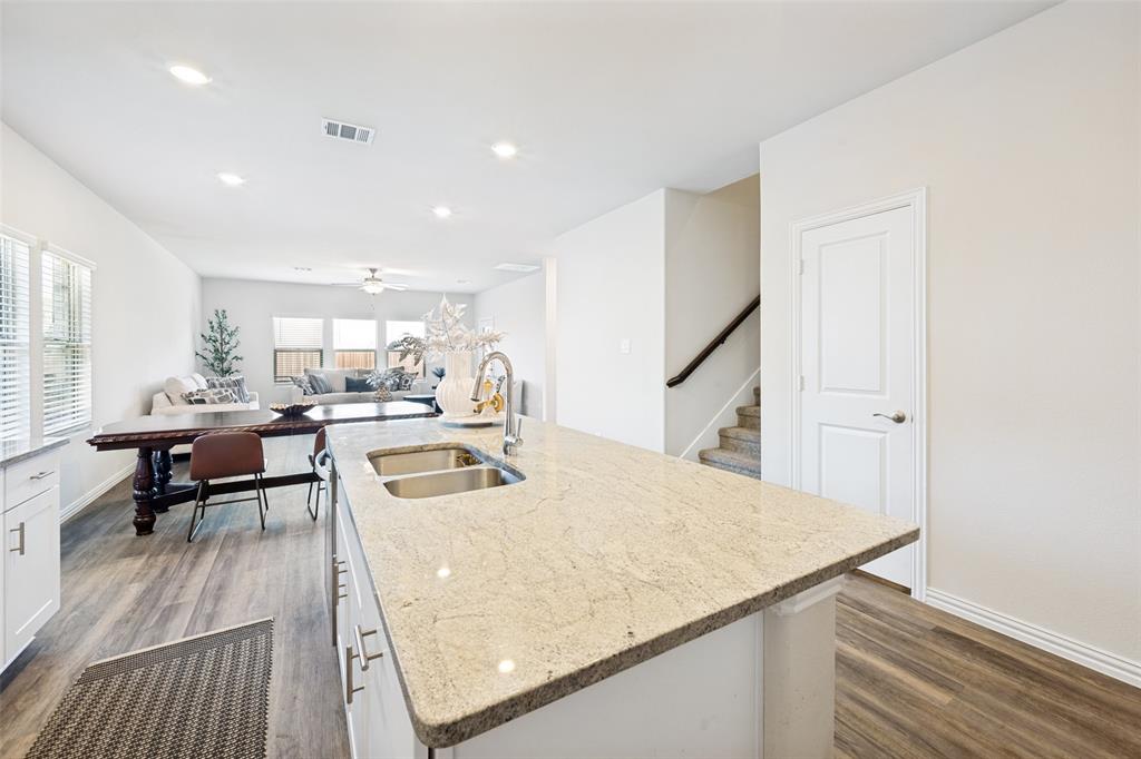 2708 Lopice Lane