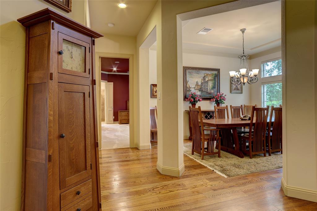 2617 Queen Elaine Drive