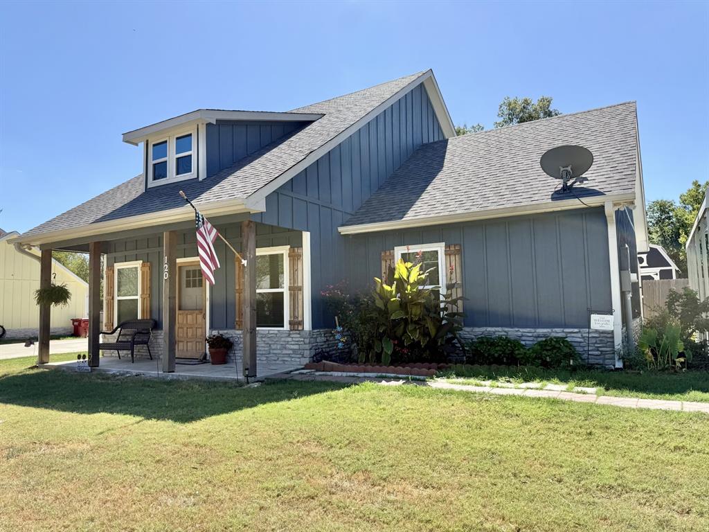 120 W Fairview Street