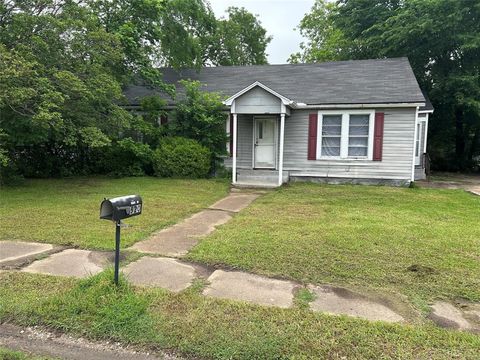 520 Allen Avenue Bonham TX 75418
