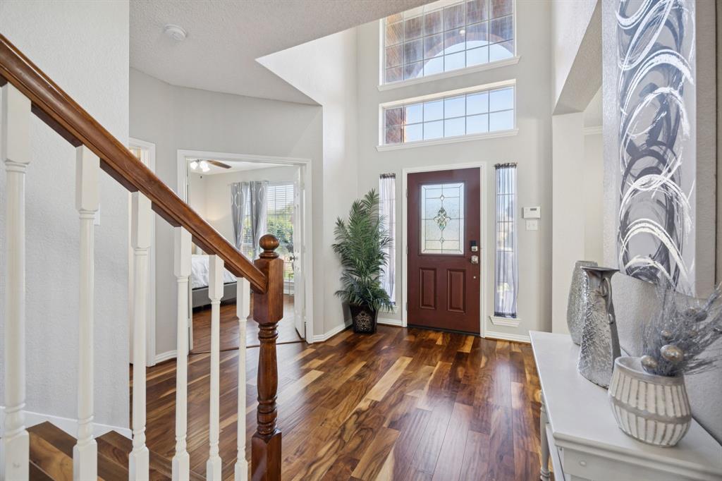 2709 Planetree Drive