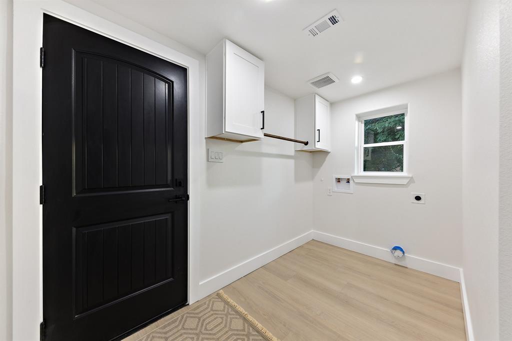 Ravinia Heights - Residential