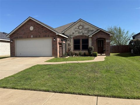 10637 Flagstaff Run Fort Worth TX 76140