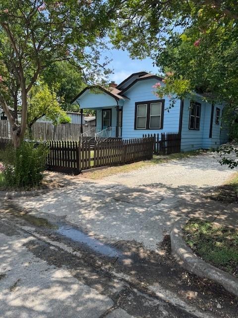 1806 Live Oak Avenue