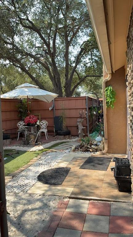 4227 Cuesta Drive AT