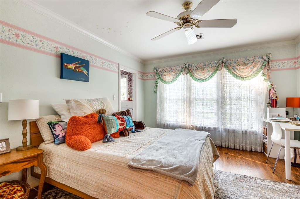 Uri Jones - Residential