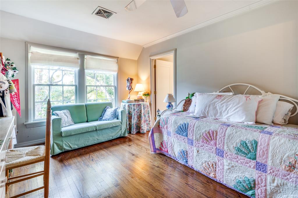 Uri Jones - Residential