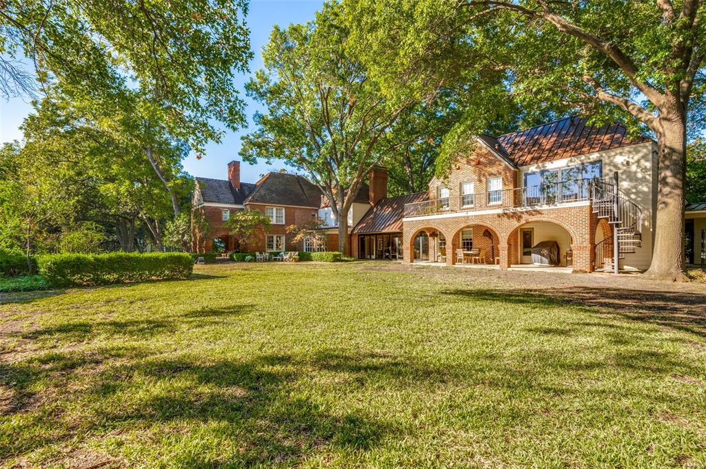 Uri Jones - Residential