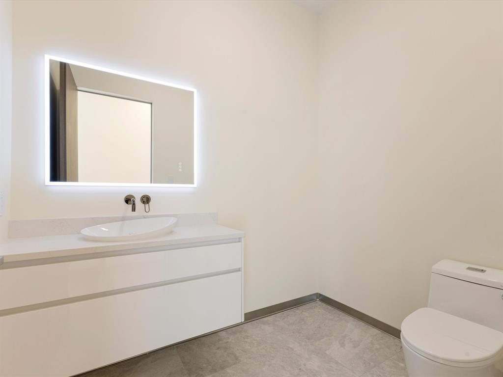 Biglot - Residential