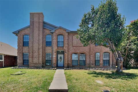 Photo of 928 Fenimore Drive, Lewisville, TX 75077 (MLS # 21331217)