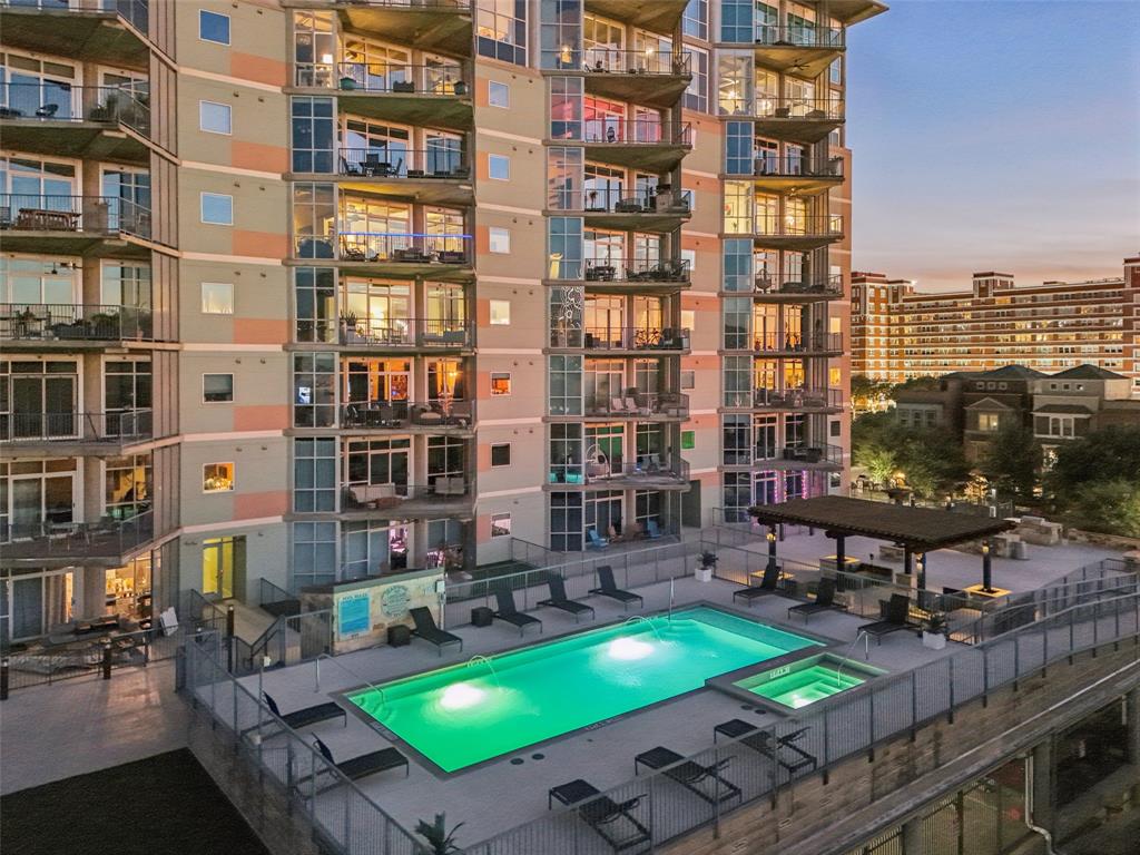 Beat At The South Side Station - Residential