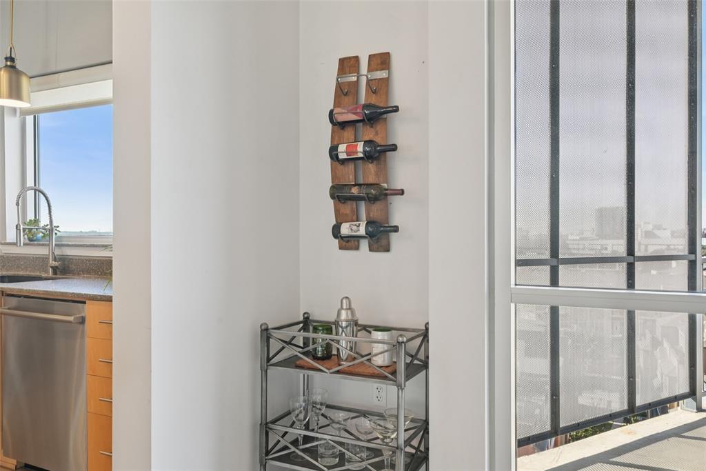 1001 Belleview Street 705