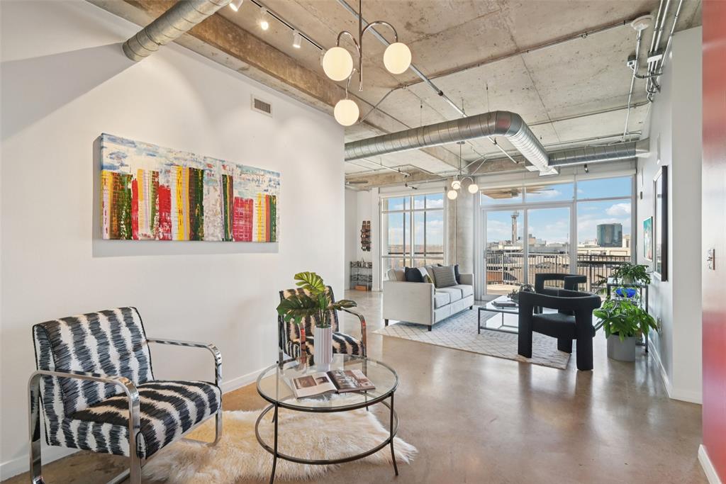 Beat At The South Side Station - Residential