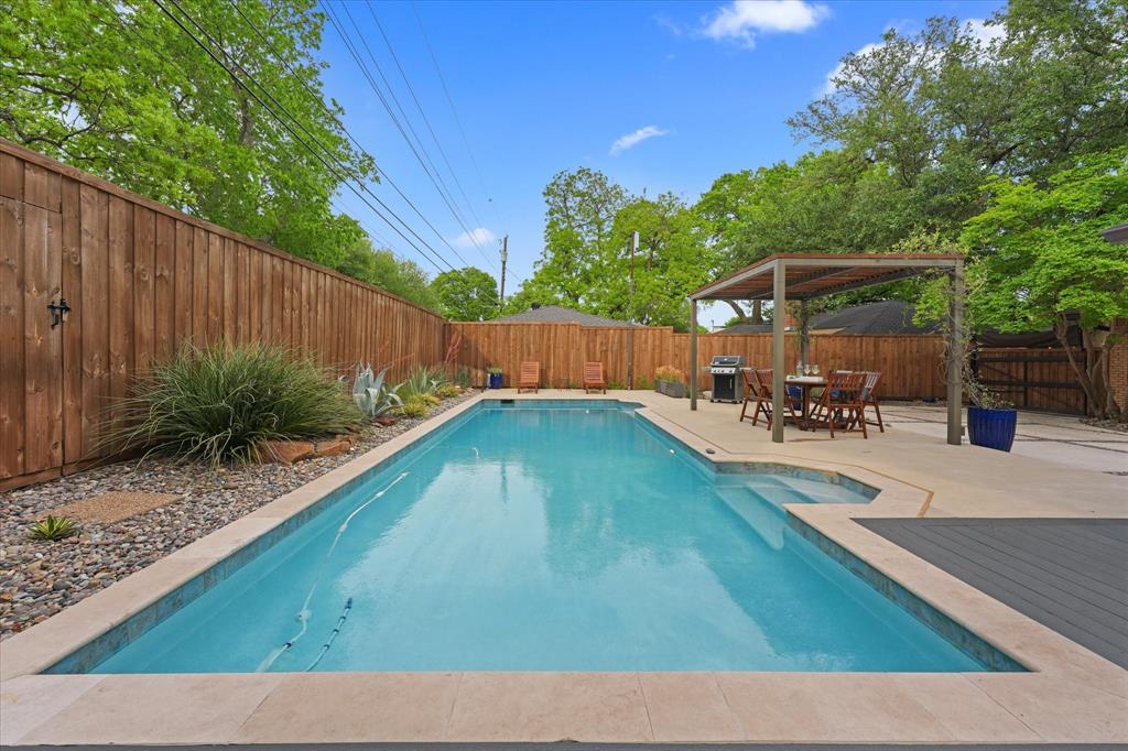 Caruth Terrace 07 - Residential