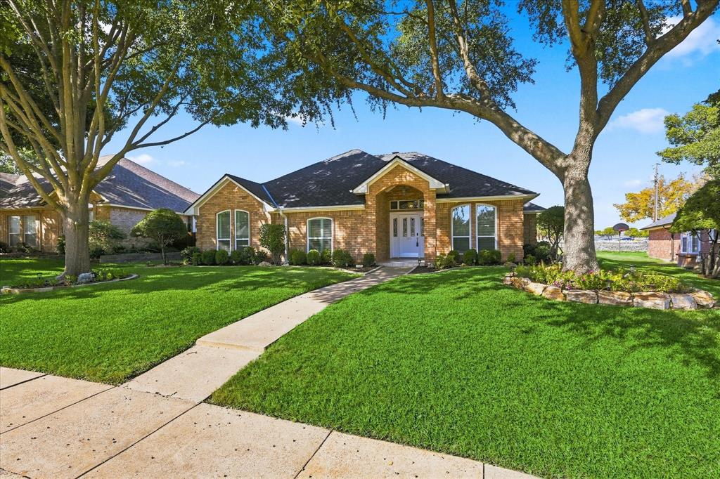 210 Santa Fe Trail