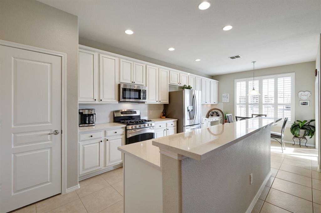 Frisco Lakes By Del Webb Villa - Residential