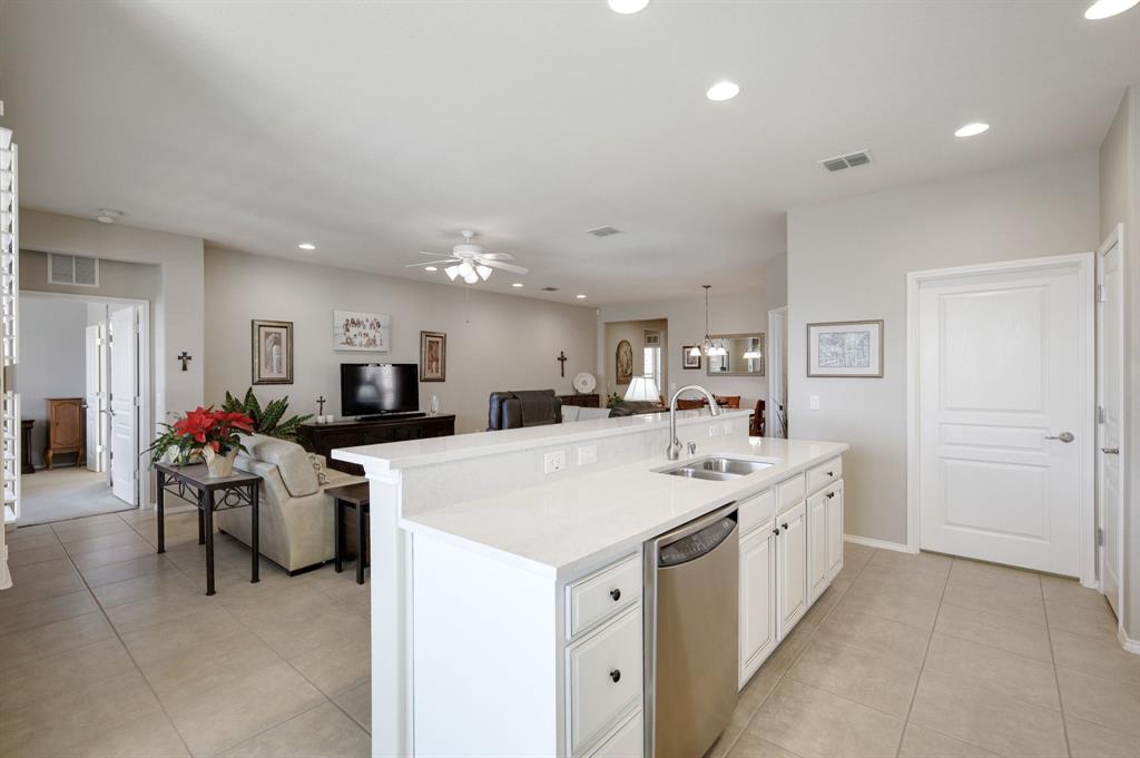 Frisco Lakes By Del Webb Villa - Residential