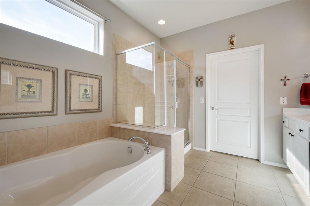 Frisco Lakes By Del Webb Villa - Residential