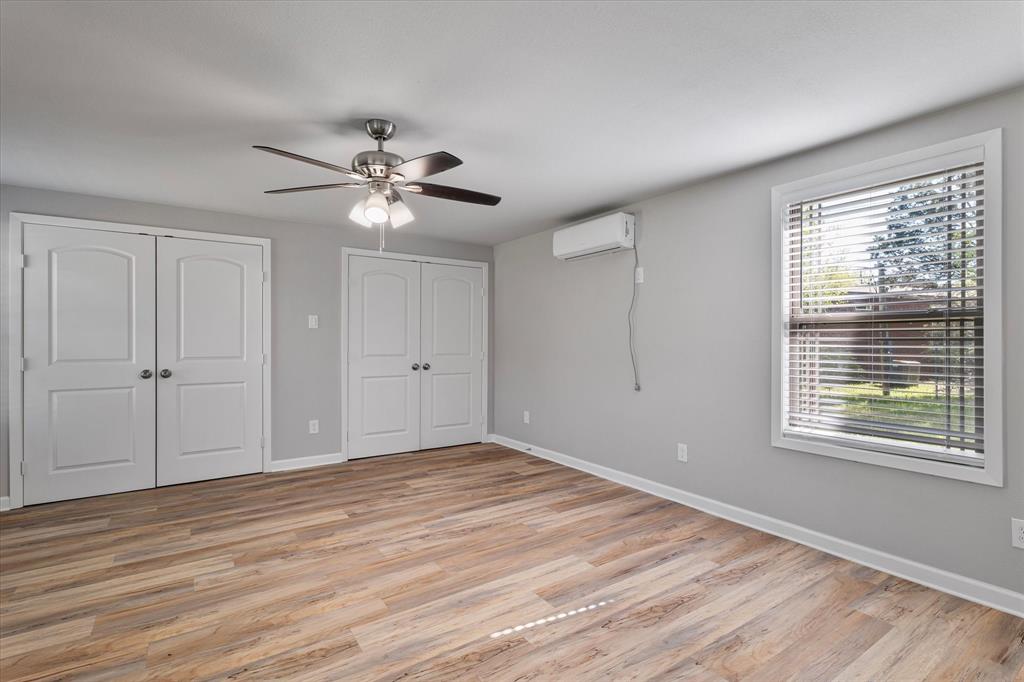 Oak Trail Shores Sec E - Residential