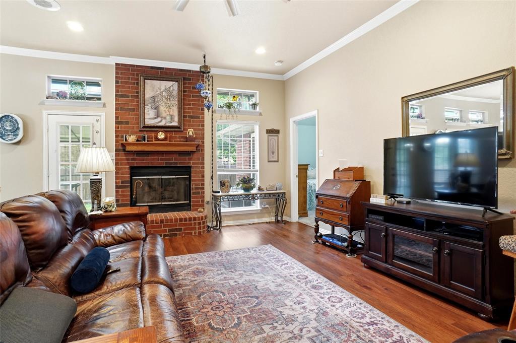 701 Western Trail