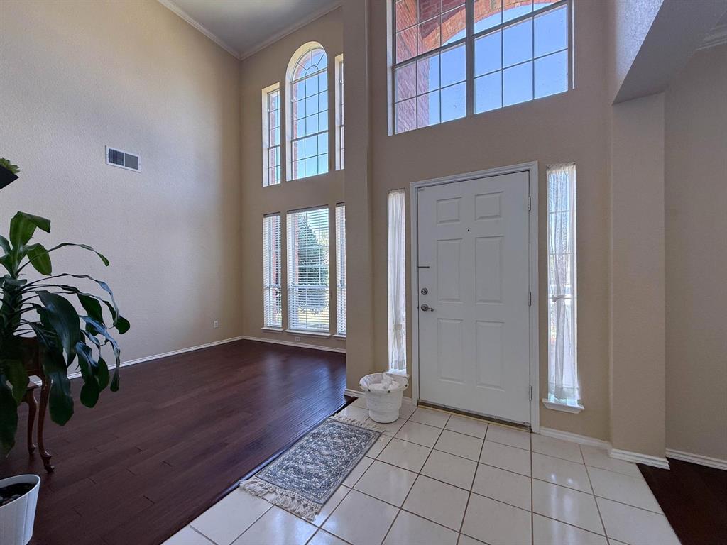 1616 Endicott Drive
