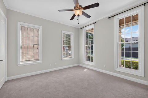 Tiny photo for 3041 Newberry Lane, Shreveport, LA 71106 (MLS # 21395226)