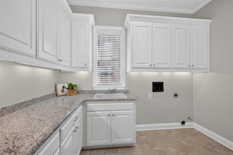 Tiny photo for 3041 Newberry Lane, Shreveport, LA 71106 (MLS # 21395226)