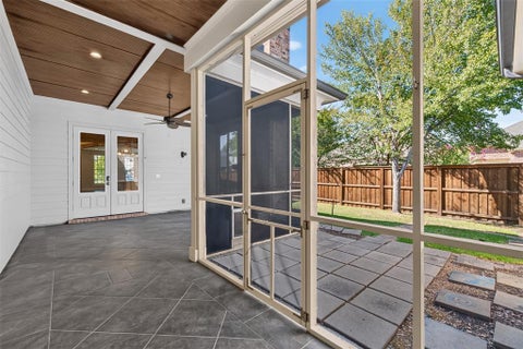 Tiny photo for 3041 Newberry Lane, Shreveport, LA 71106 (MLS # 21395226)