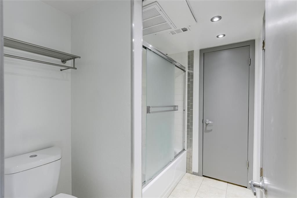 Two Holland Place Condo - Residential Lease