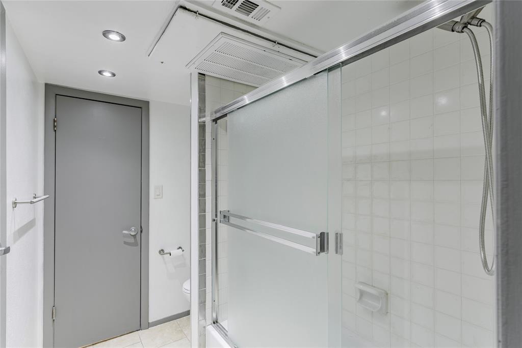 Two Holland Place Condo - Residential Lease