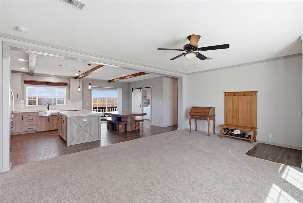 151 Private Road 3814