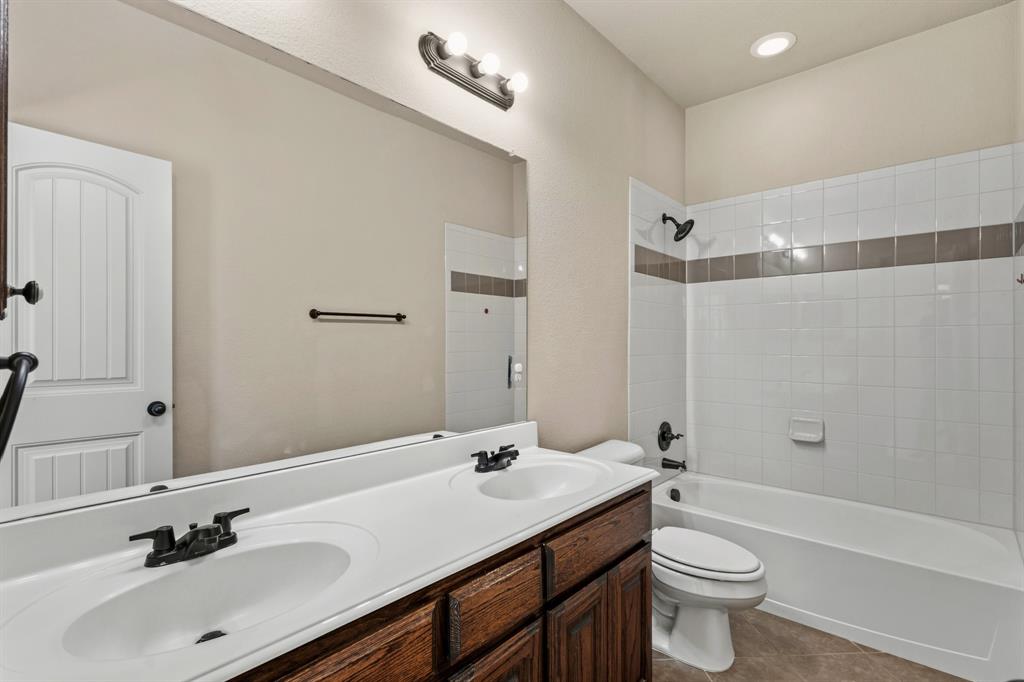 Village Park North Ph 2a - Residential