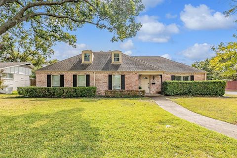 635 Winchester Drive Richardson TX 75080