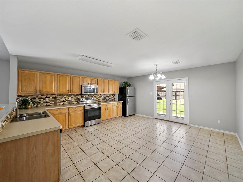 Oak Hollow Estates #3 - Residential Lease