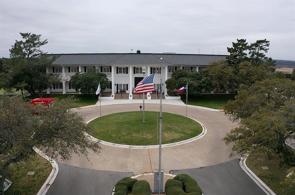 THE LANDINGS EAST - Land