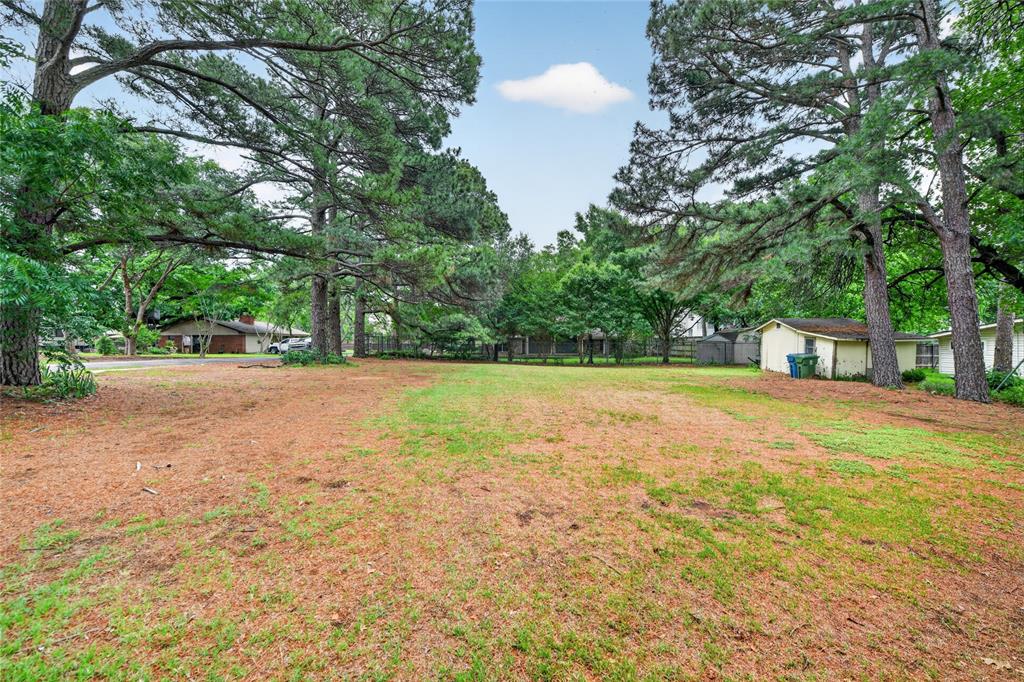 North Lake Highlands Sec 2 - Land