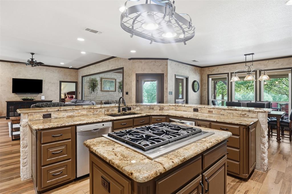 9310 Bellechase Rd, Granbury, TX, 76049, USA, 5 Bedrooms Bedrooms, ,5 BathroomsBathrooms,Residential,Active,9310 Bellechase Rd,21284712