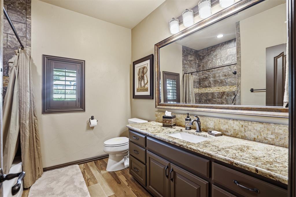 9310 Bellechase Rd, Granbury, TX, 76049, USA, 5 Bedrooms Bedrooms, ,5 BathroomsBathrooms,Residential,Active,9310 Bellechase Rd,21284712